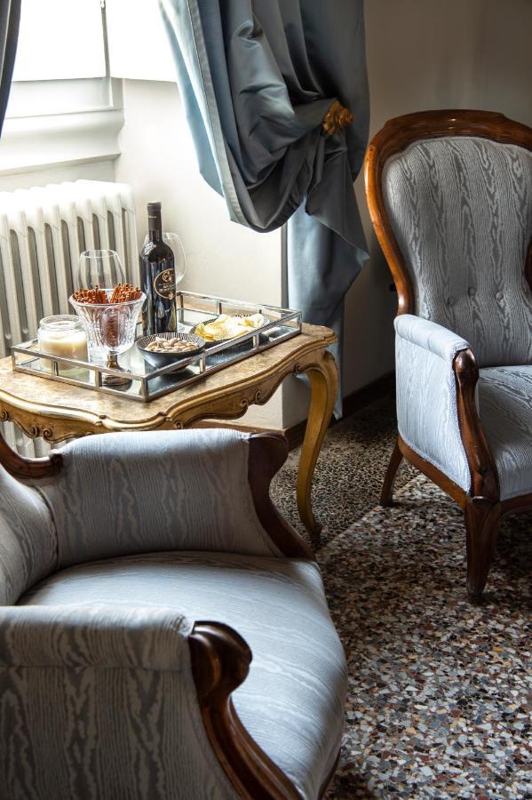 Contemporary Suites Firenze Bagian luar foto